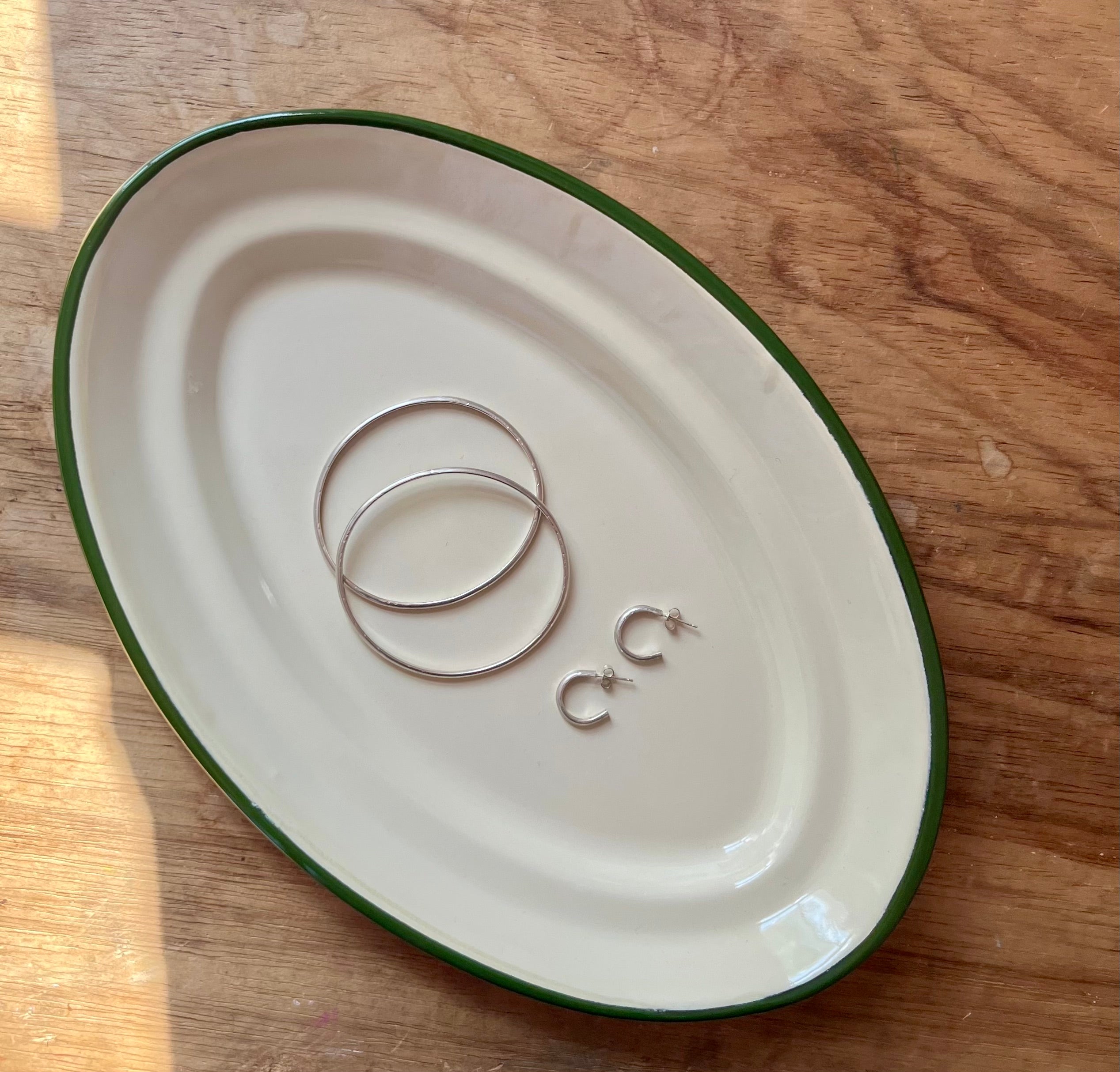 Charming or Humble Hoop